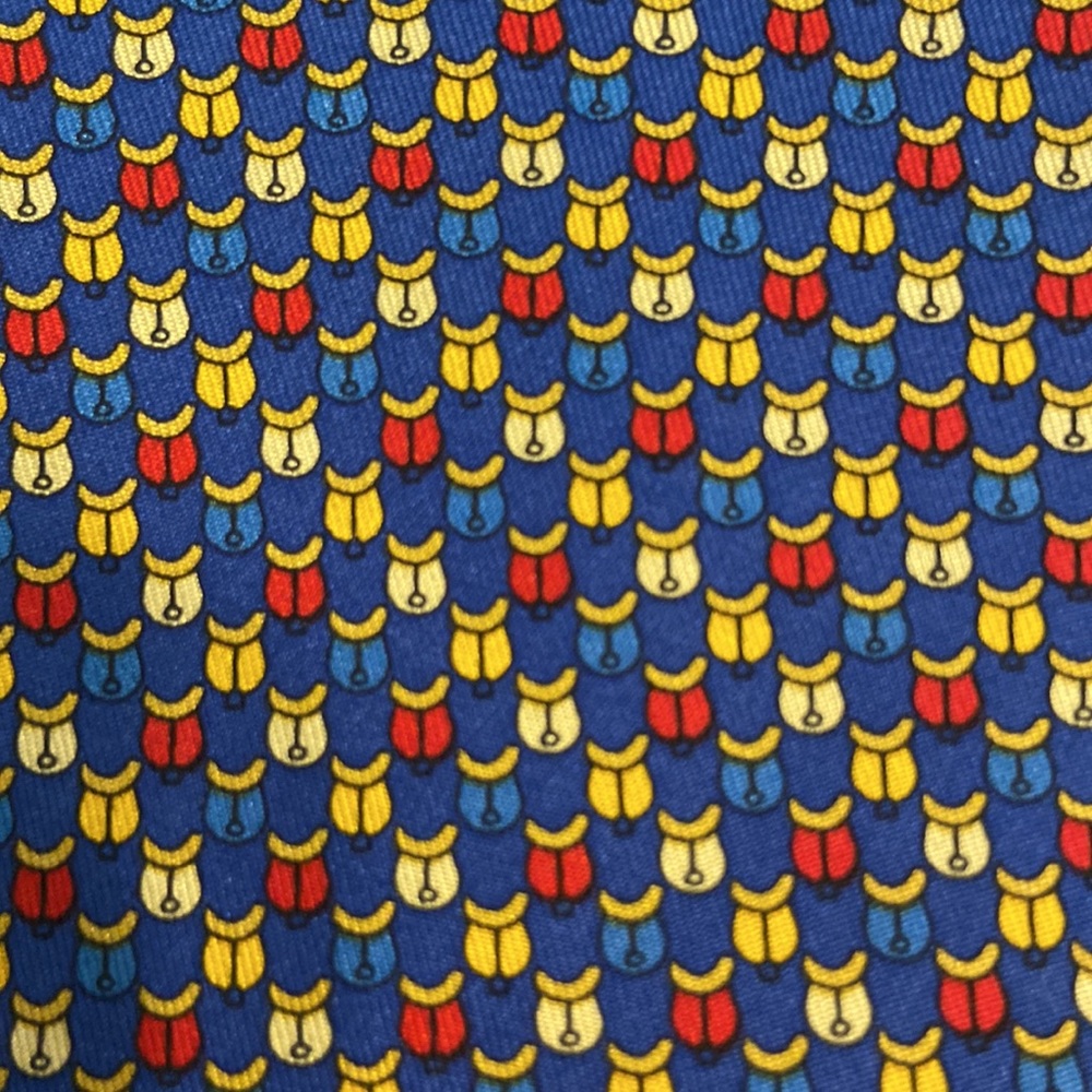 Salvatore Ferragamo Man 100% silk tie it’s very beautiful and colorful - Picture 13 of 16